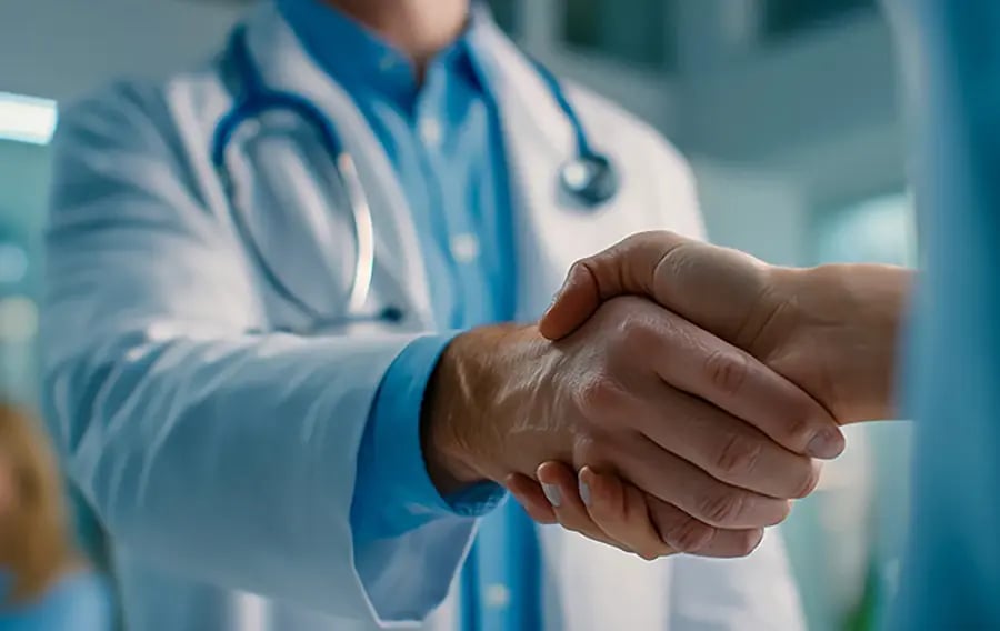 healthcare-handshake1